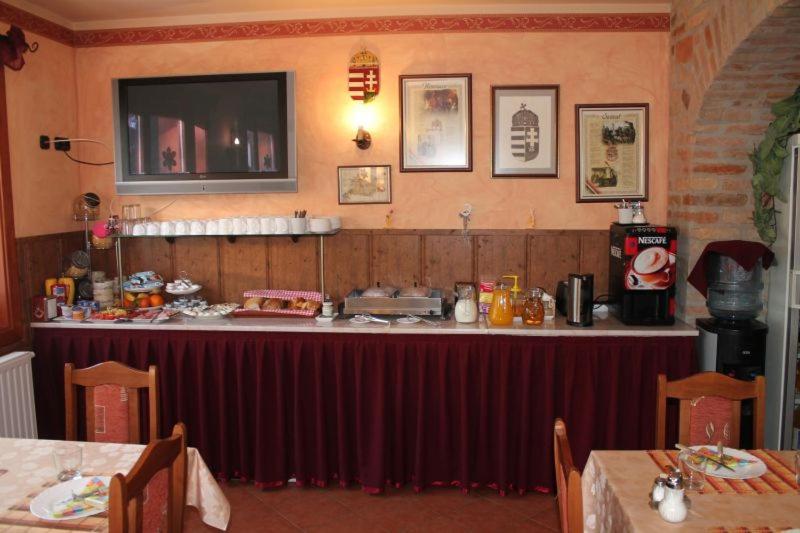 Rozmann Family Panzio & Apartmanhaz Sárvár Buitenkant foto